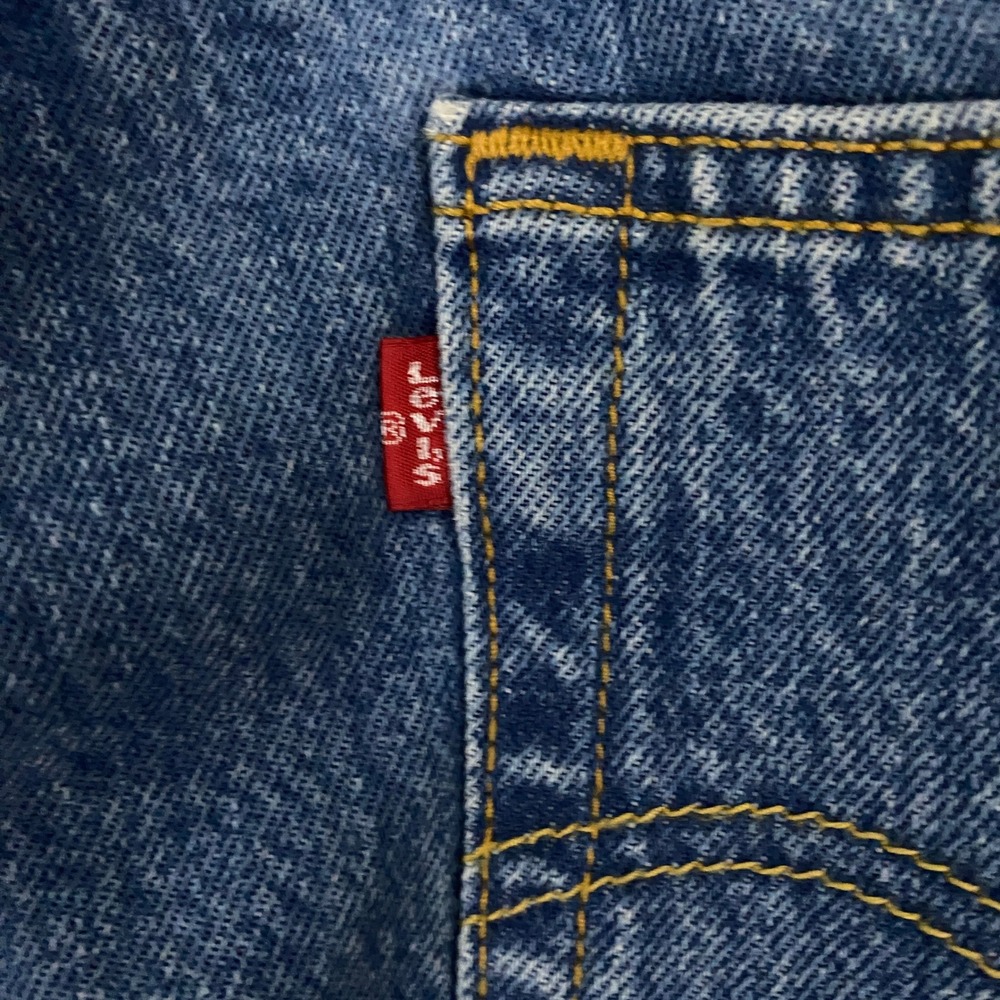 Vintage Y2K Levis 501 Jeans FITS 34x32 Blue Button Fly Classic Denim Red Tab - Picture 6 of 12